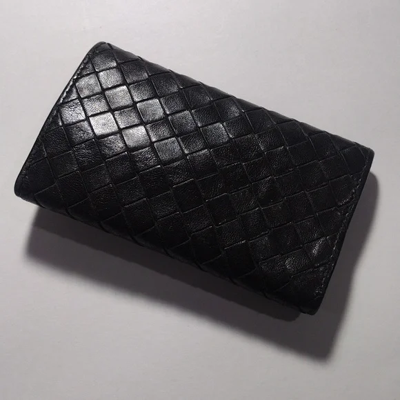 Bottega Veneta Black Leather Intrecciato 6 key holder 4.5x2.5-in, Women' Luxury - Picture 4 of 11